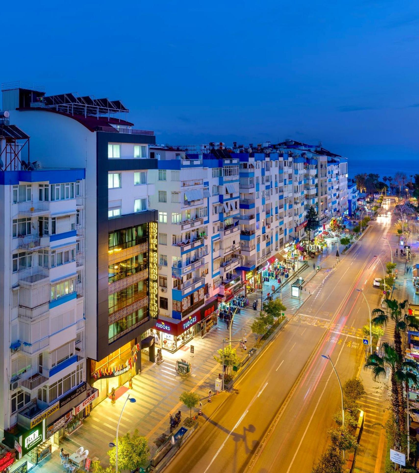 Grand Gulluk Hotel & Spa City Center Antalya Exterior photo